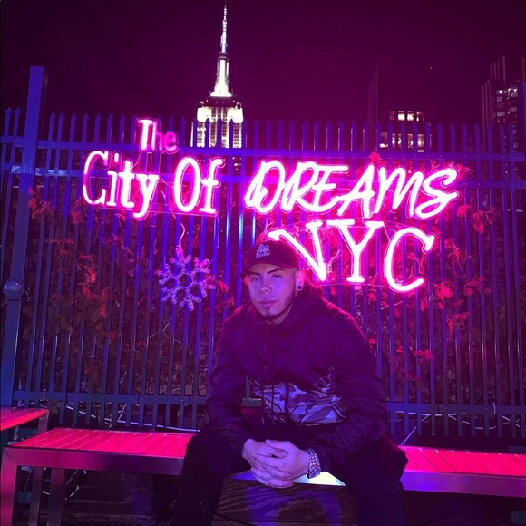 Meet your Posher, Jamesson - Picture 9 of 9